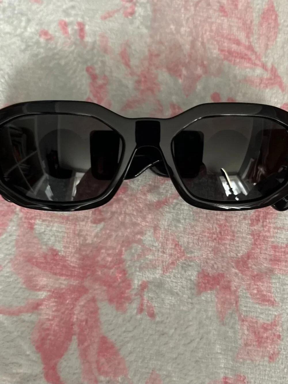 Versace Medusa Black Sunnies